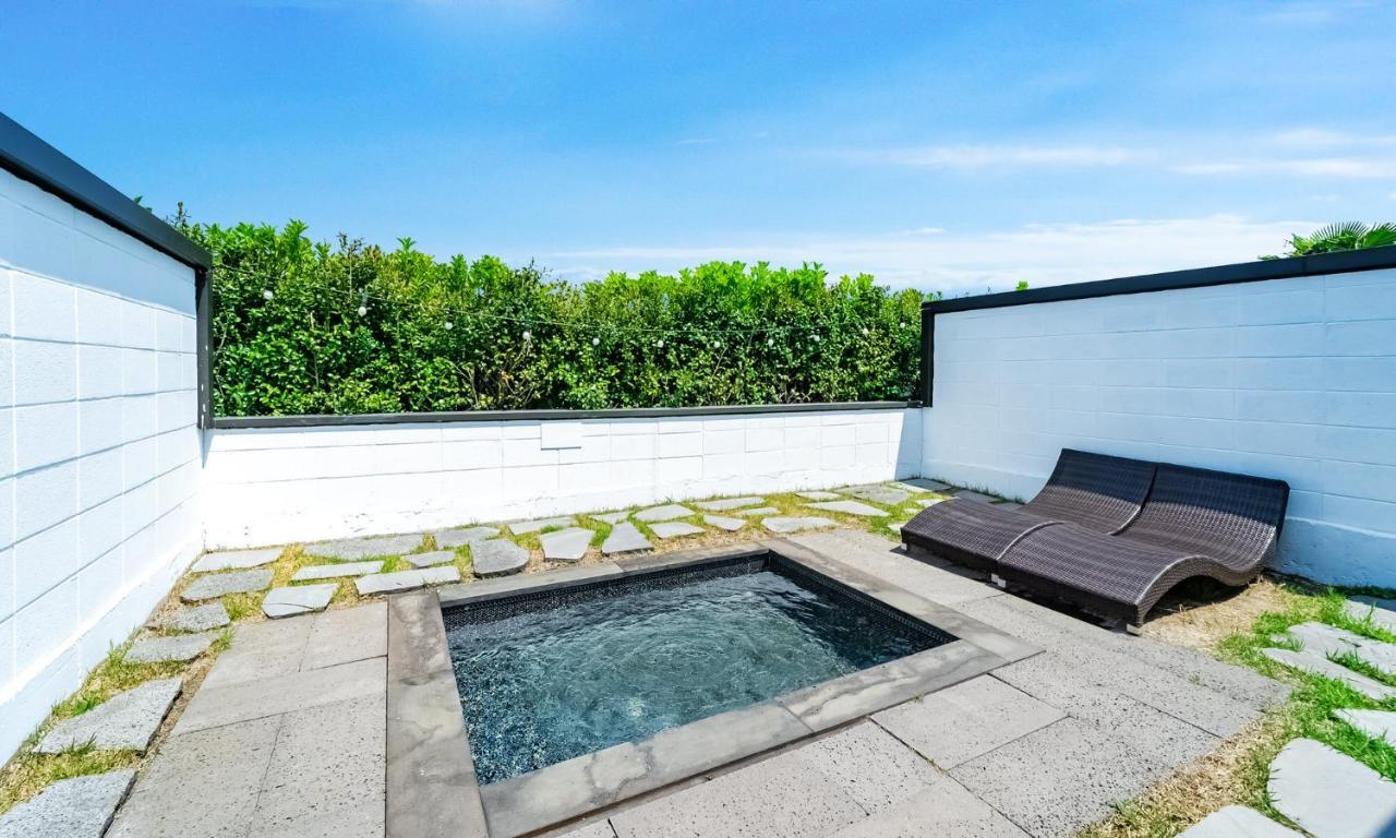Pool And Villa Sorang Чеджудо Экстерьер фото