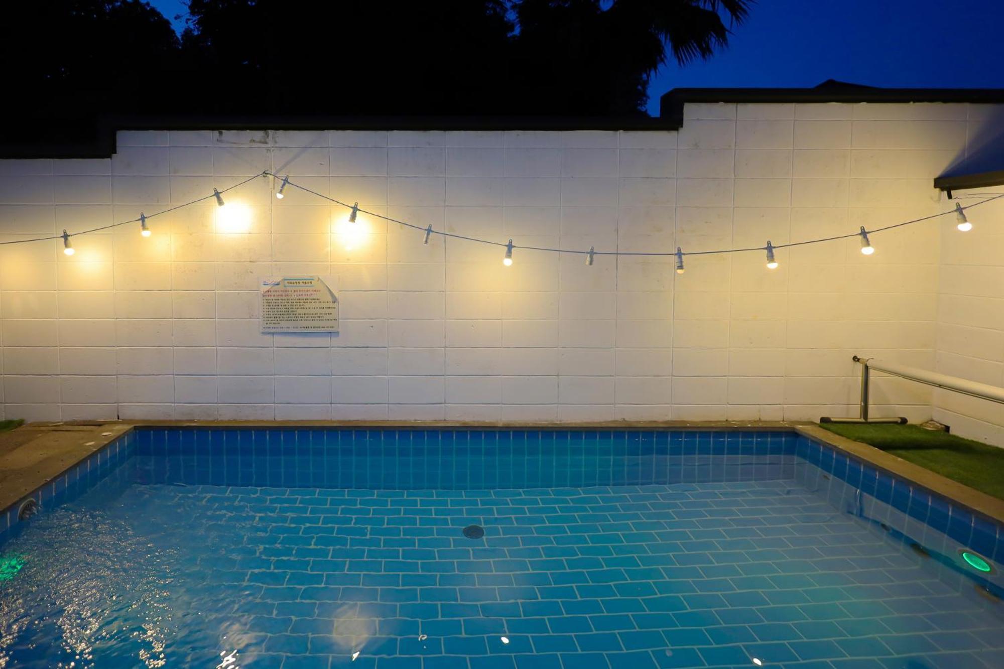 Pool And Villa Sorang Чеджудо Экстерьер фото